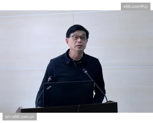 国内同时精通钢结构力学与主动控制算法的工程师不足百人，人才断层是否会困住整个行业的发展？
